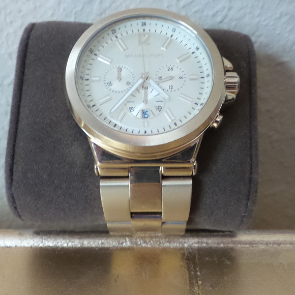Michael Kors Gold Tone Watch - Picture 1 of 5